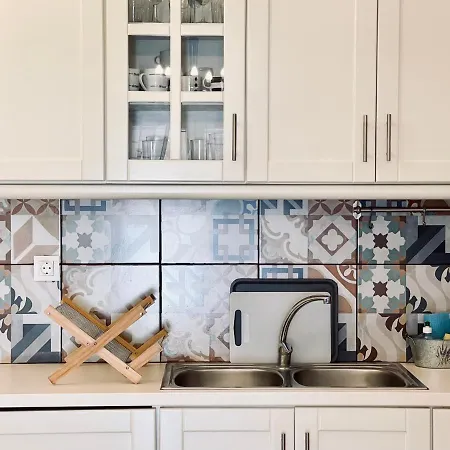 Delta • Next To The Διαμέρισμα Ρόδα